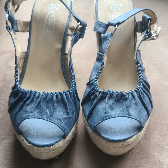 Stylish fun denim style open toe wedge shoes - Picture 4 of 6